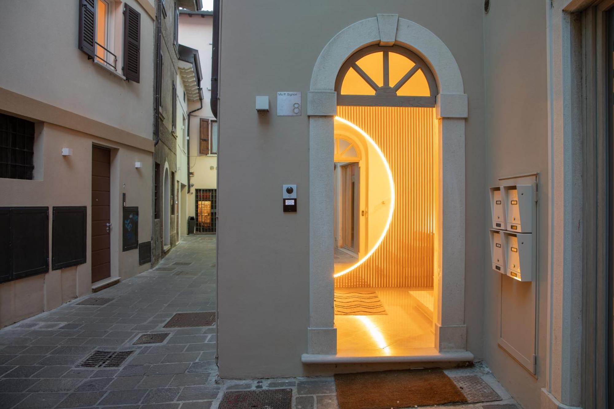 Ferienwohnung Vicolo Dei Signori Desenzano del Garda Exterior foto