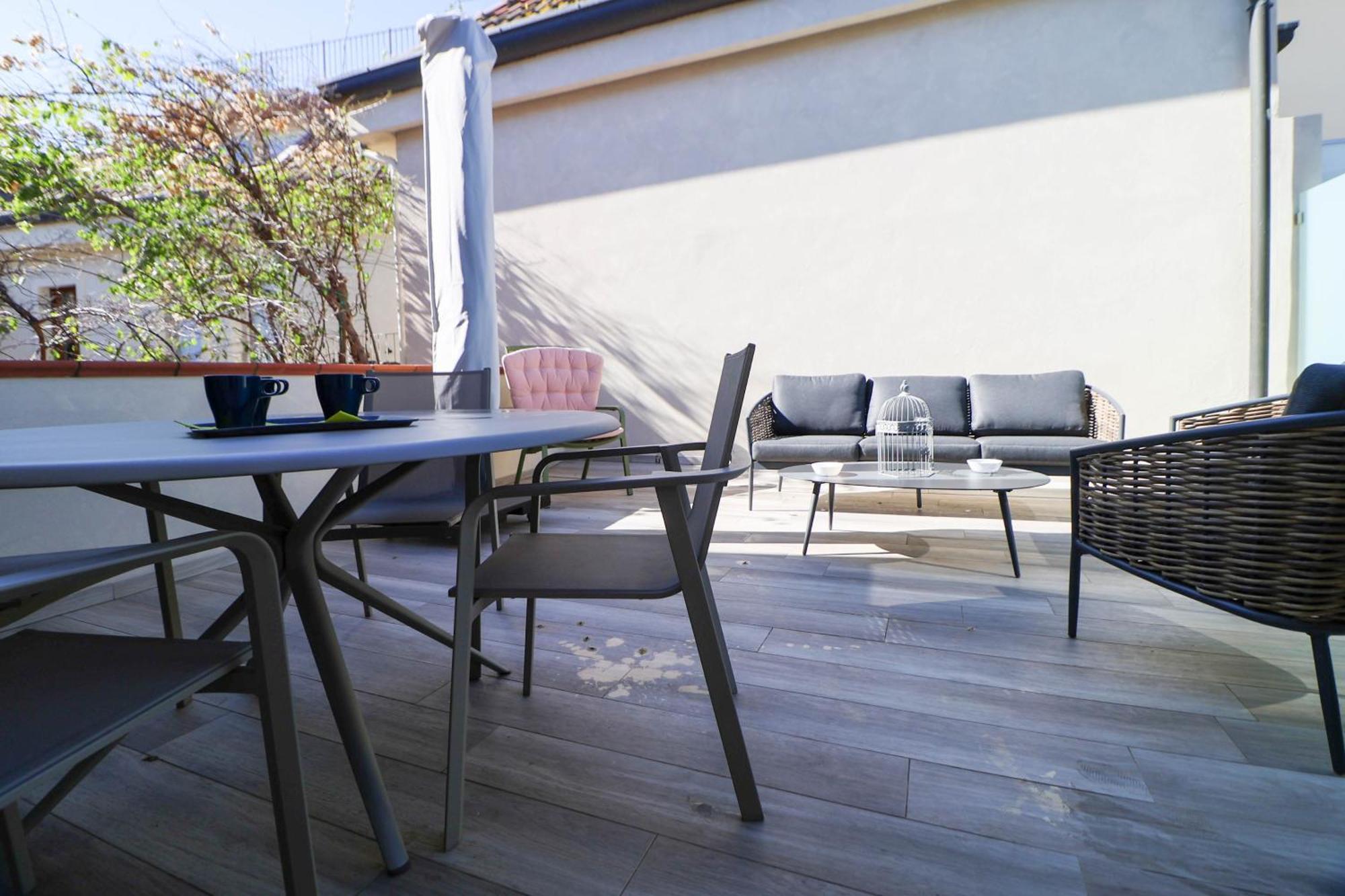 Ferienwohnung Vicolo Dei Signori Desenzano del Garda Exterior foto