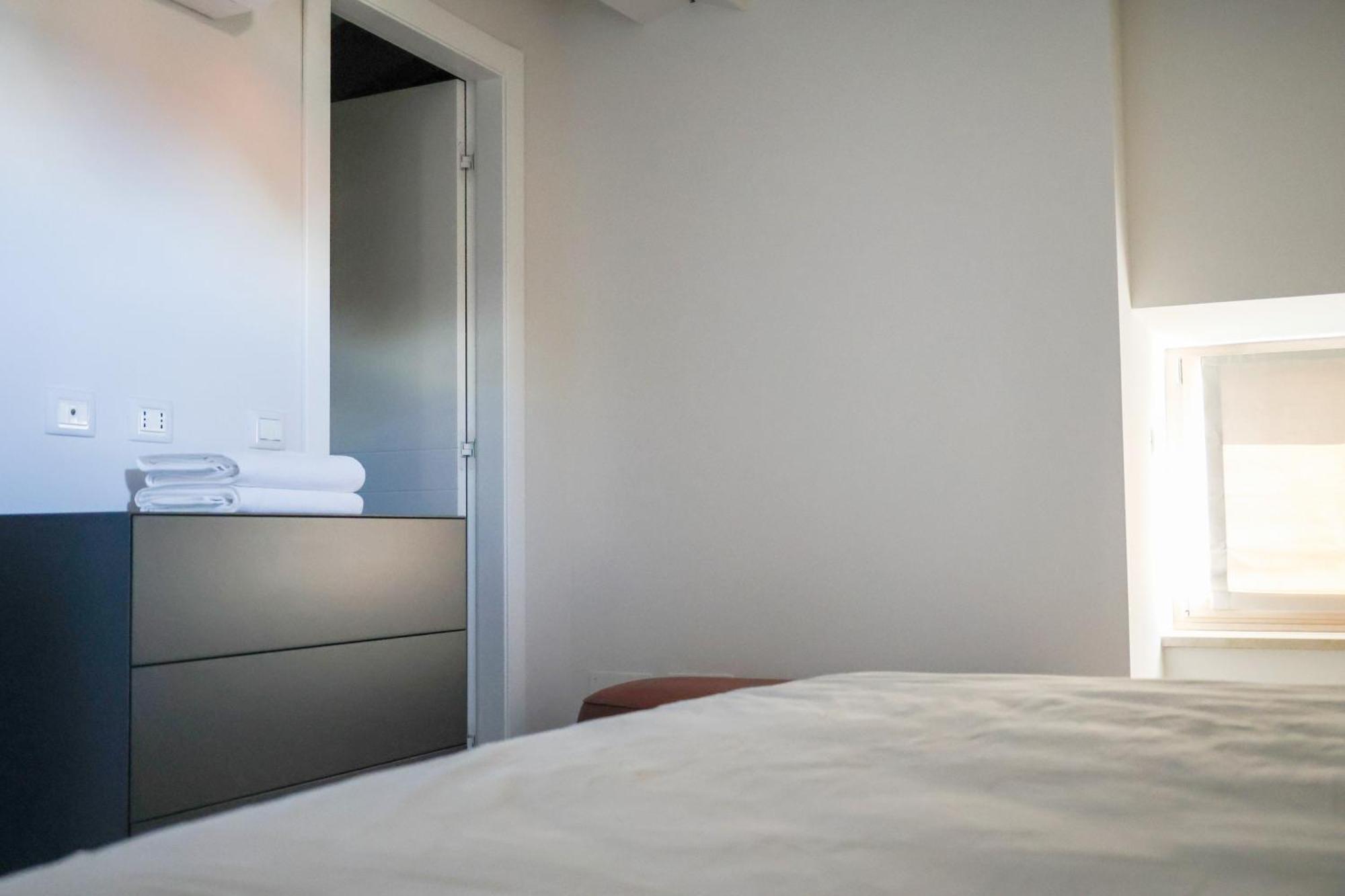 Ferienwohnung Vicolo Dei Signori Desenzano del Garda Exterior foto